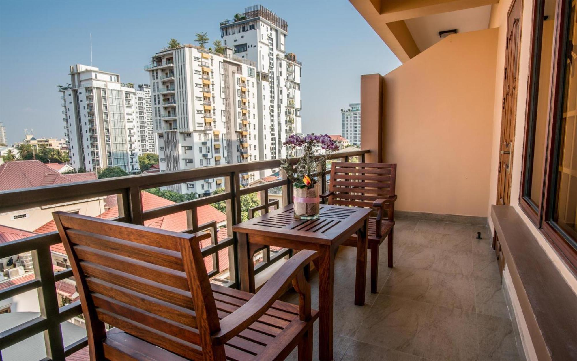 Hamptons Apartments Phnom Penh Dış mekan fotoğraf